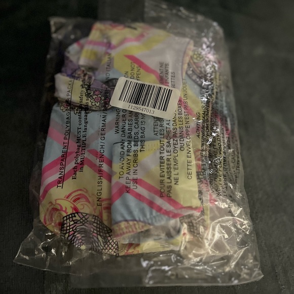 Women swim suit - Picture 2 of 3